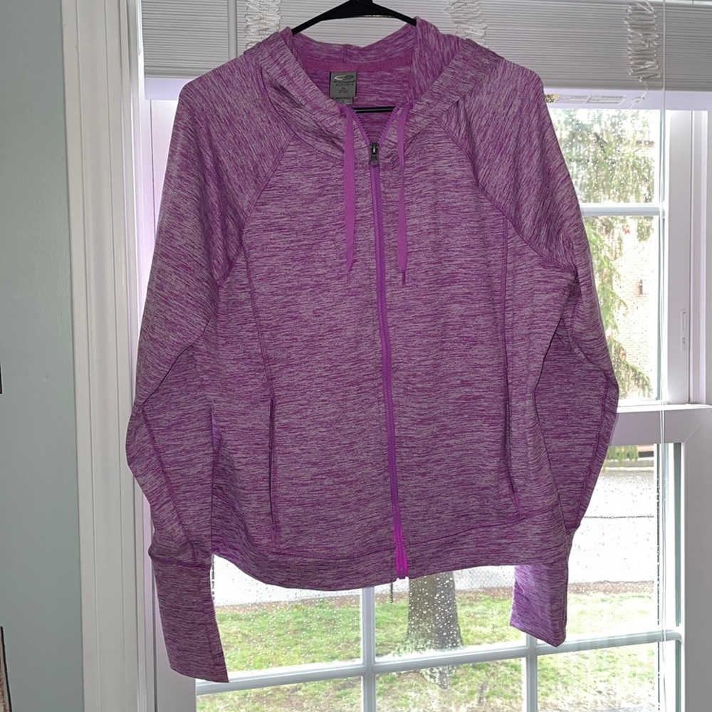 Champion zip-up sweatshirt, size XL! Never worn and in a cute color.